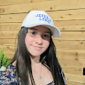 Meet your Posher, Kaitlyn